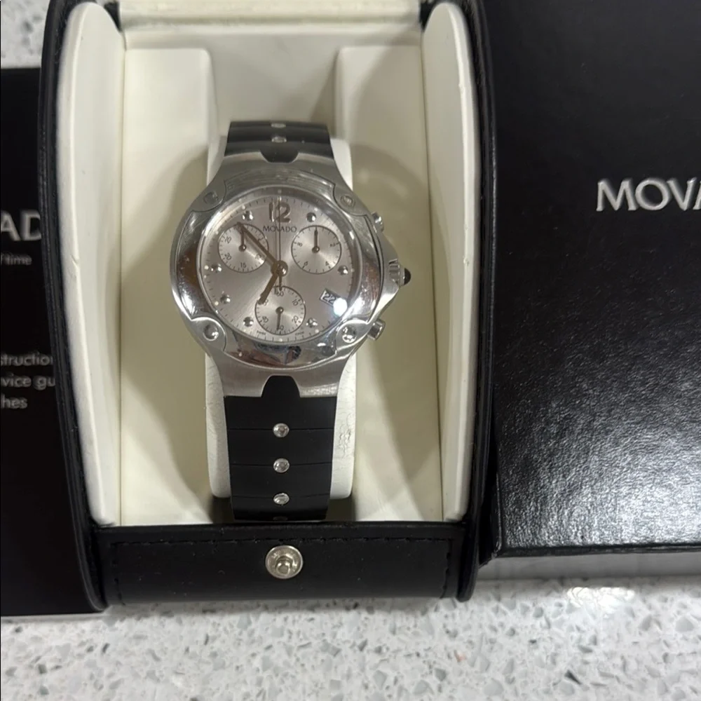 Movado Men's Black and Silver Watch